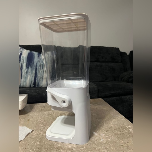 Cereal Dispenser - Picture 2 of 2